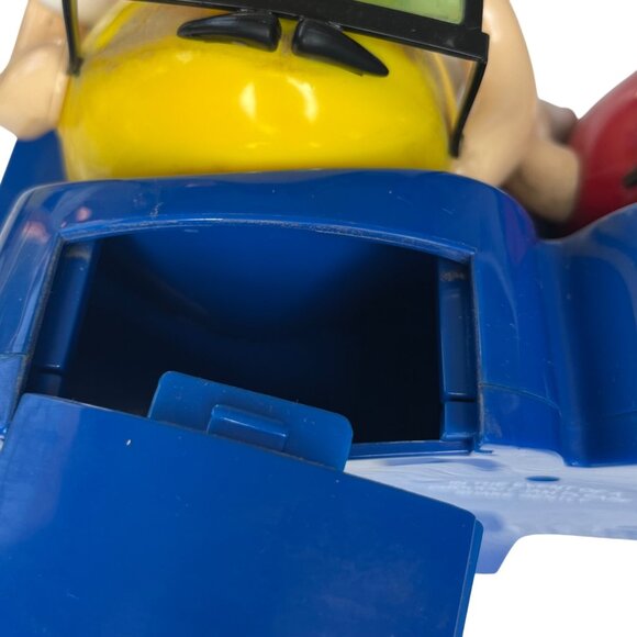 M&Ms At The Movies 3D Candy Dispenser Theater Seats Red Yellow Collectible - Picture 6 of 11